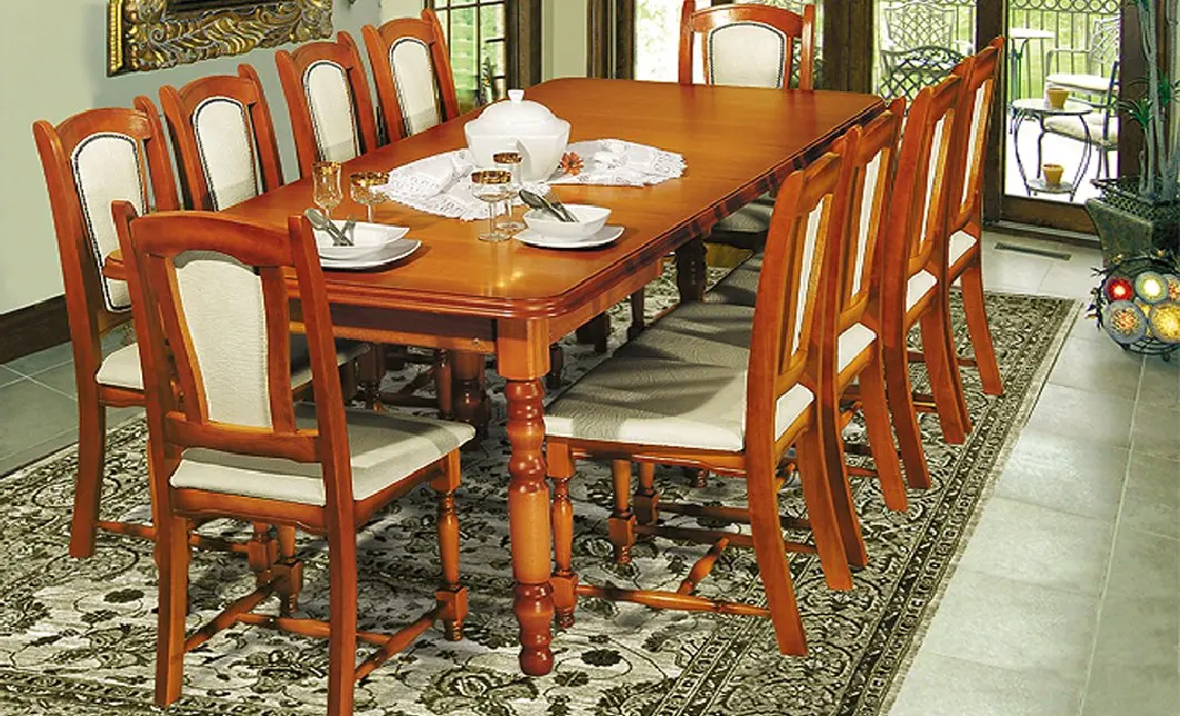 Set dining lemn natur cu 6 scaune și blat extensibil